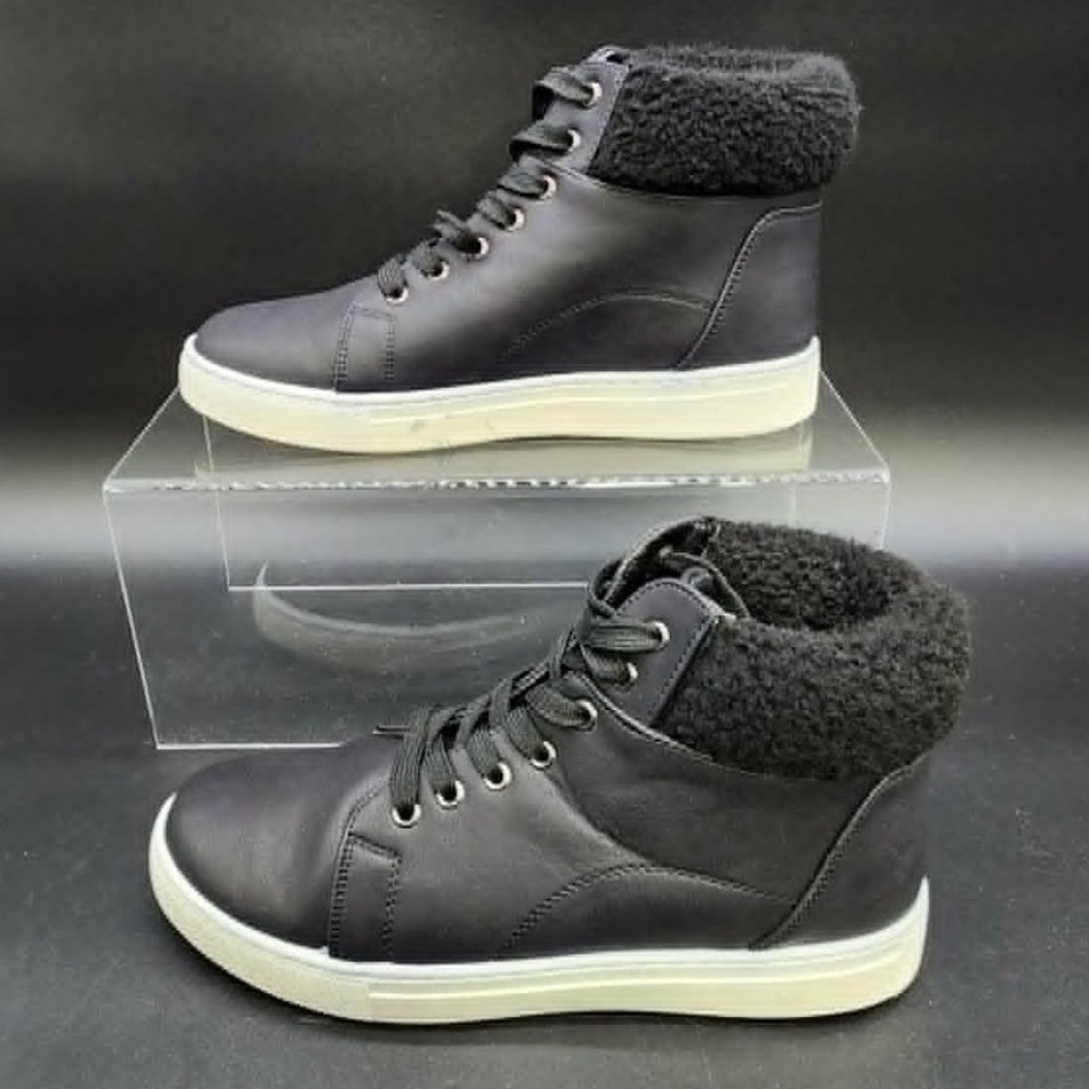 Kohls Sneaker Boots Womens Black 8 High Top Faux Fur Ortholite Cozy Casual Flat